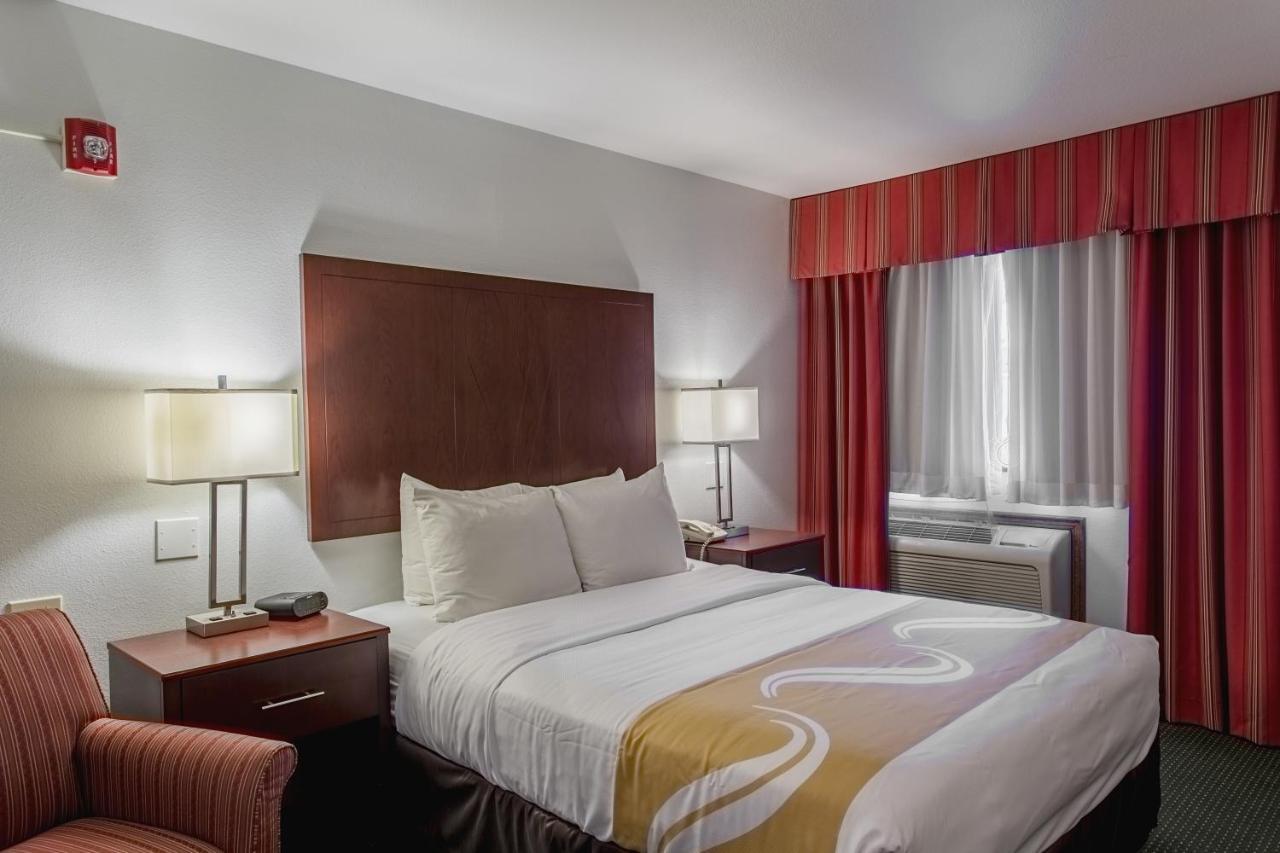 Quality Inn Belgrade Luaran gambar