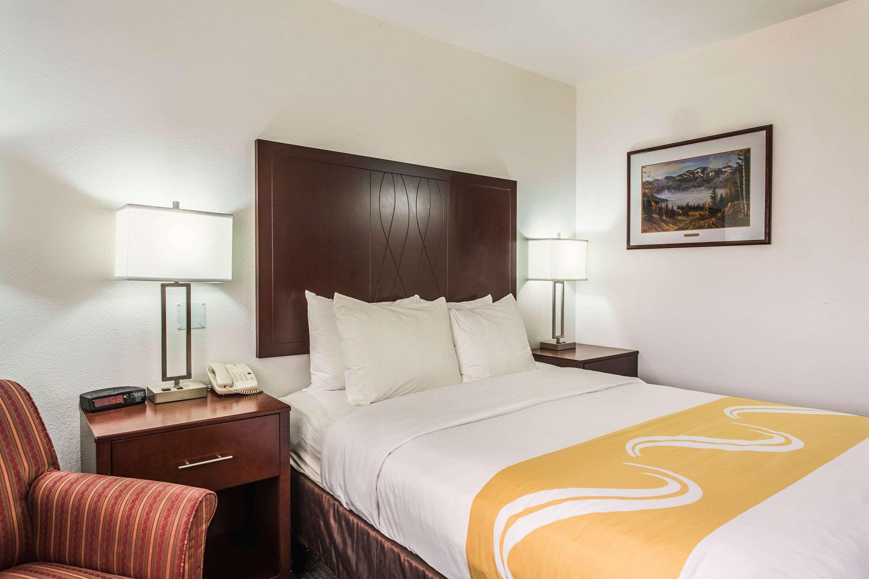 Quality Inn Belgrade Luaran gambar