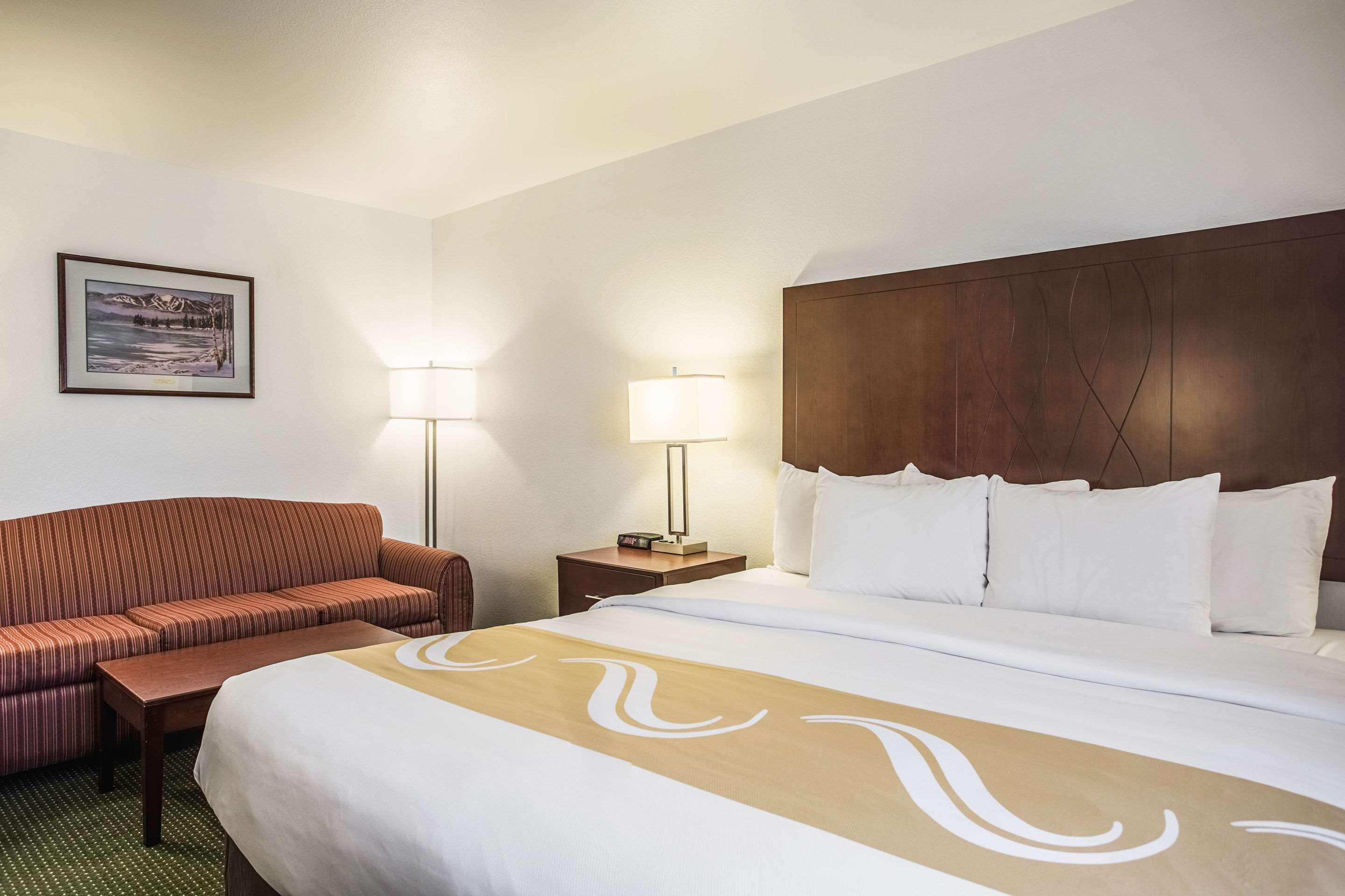 Quality Inn Belgrade Luaran gambar