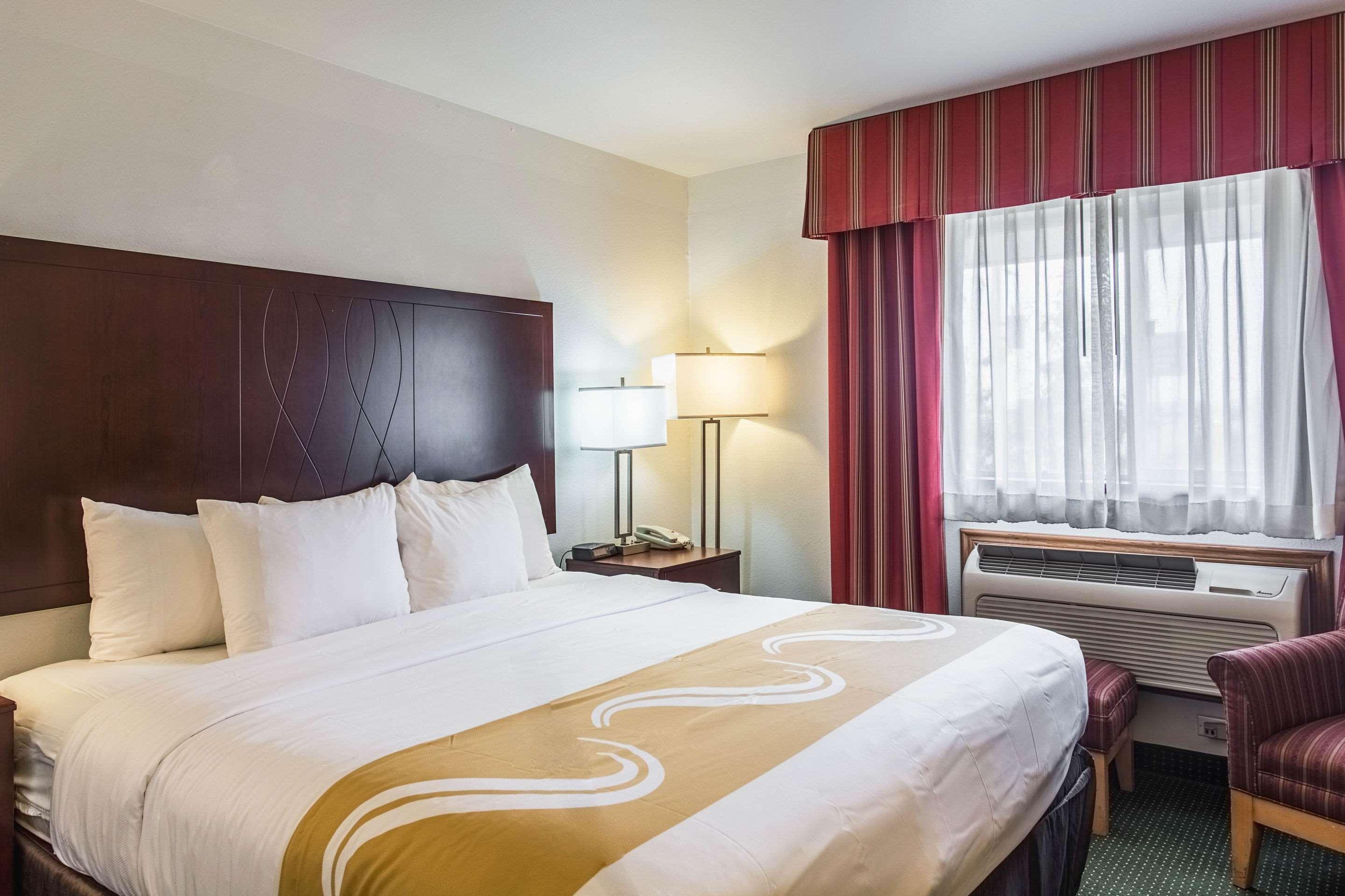 Quality Inn Belgrade Luaran gambar