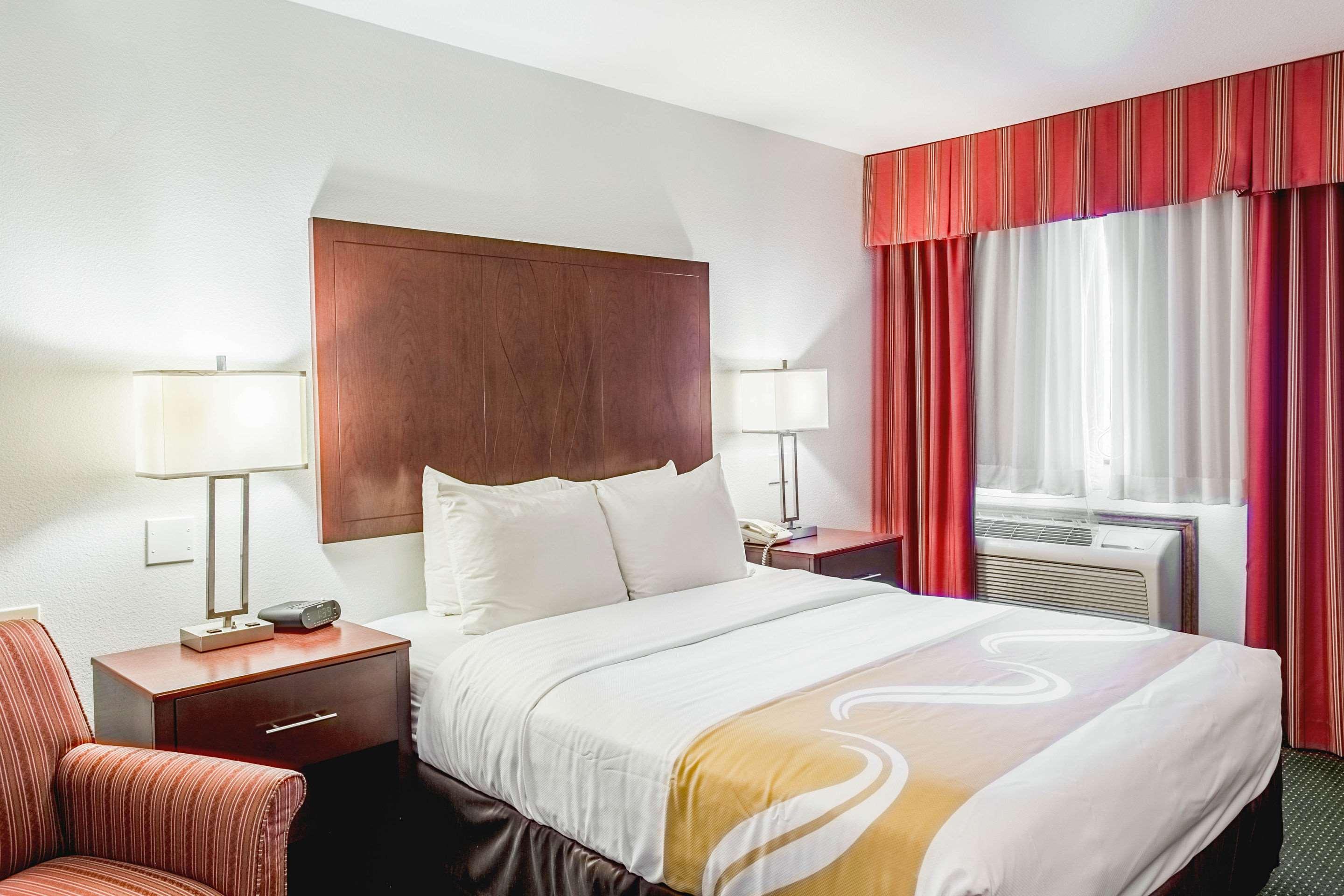 Quality Inn Belgrade Luaran gambar