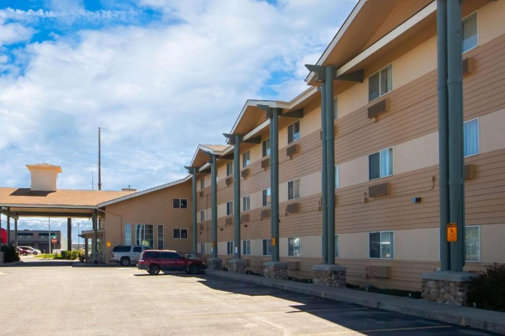 Quality Inn Belgrade Luaran gambar