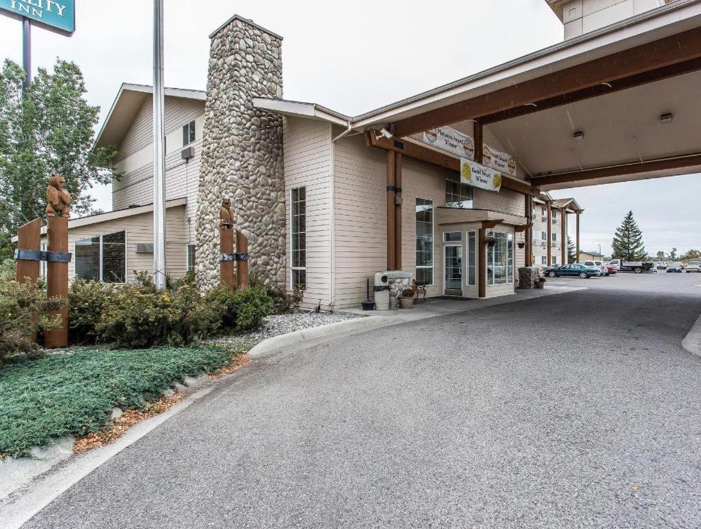 Quality Inn Belgrade Luaran gambar